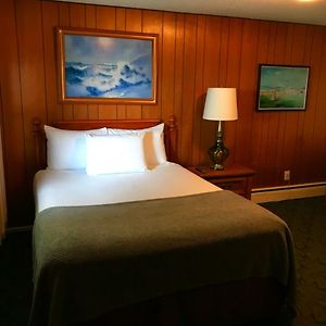 Spirit Lake Resort & Motel